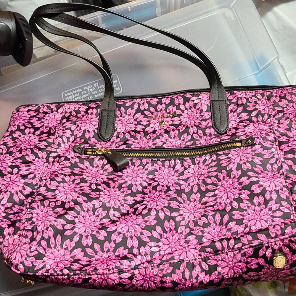 Michael Michael Kors Nylon Tote EUC!!!